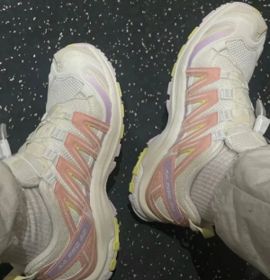 Alternative view of Giày Salomon 'Vanilla' 472458