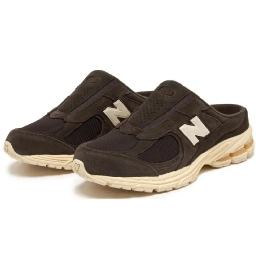 Alternative view of Giày New Balance 2002R 'Mule Brown' M2002RME
