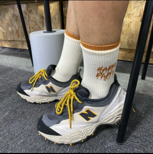 Alternative view of Giày New Balance 801 'Beige Black' ML801NCY