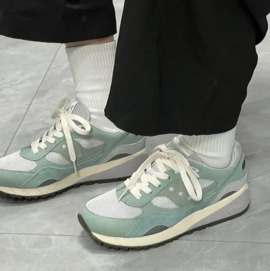 Alternative view of Giày Saucony Shadow 6000 'Grey' S79033-1