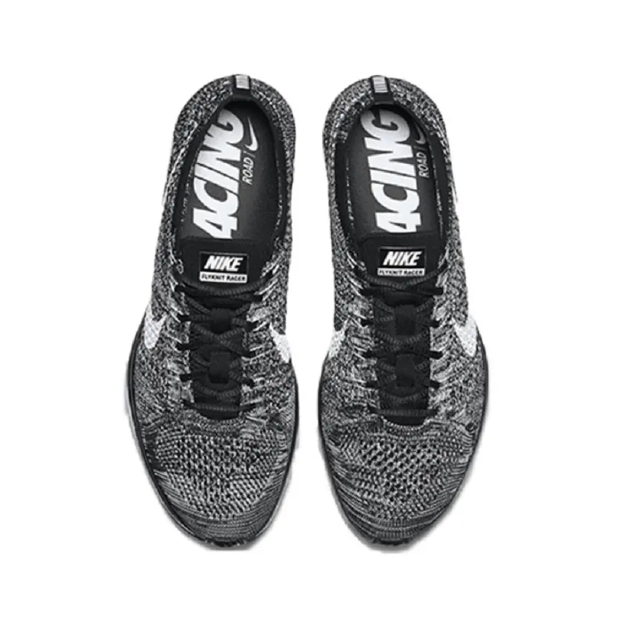 Alternative view of Giày Nike Flyknit Racer 'Oreo 2.0' 526628-012