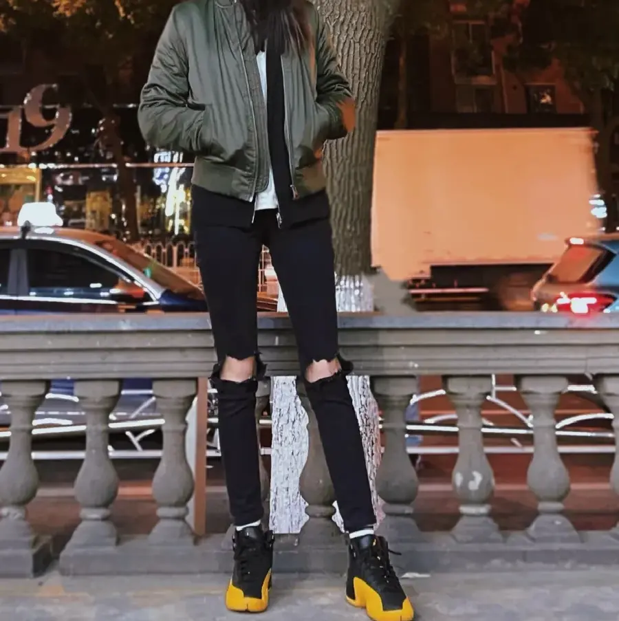 Giày Nike Air Jordan 12 Retro GS 'University Gold' 153265-070 - Ảnh 6