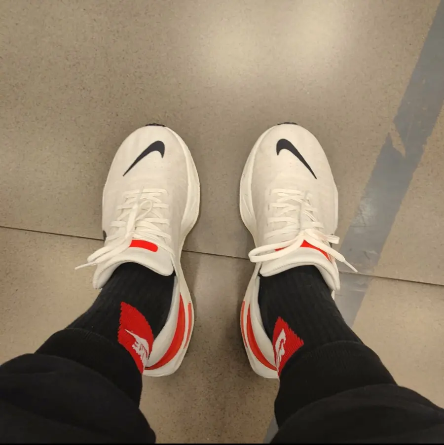Giày Nike Invincible Run 3 SE 'White Blue' FJ1046-100 - Ảnh 3