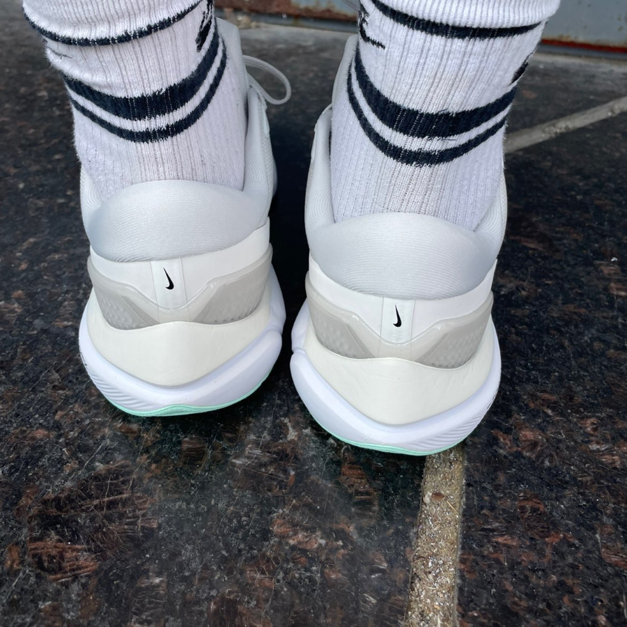 Giày Nike Air Zoom Vomero 16 'Light Bone ' DA7245-006 - Ảnh 5