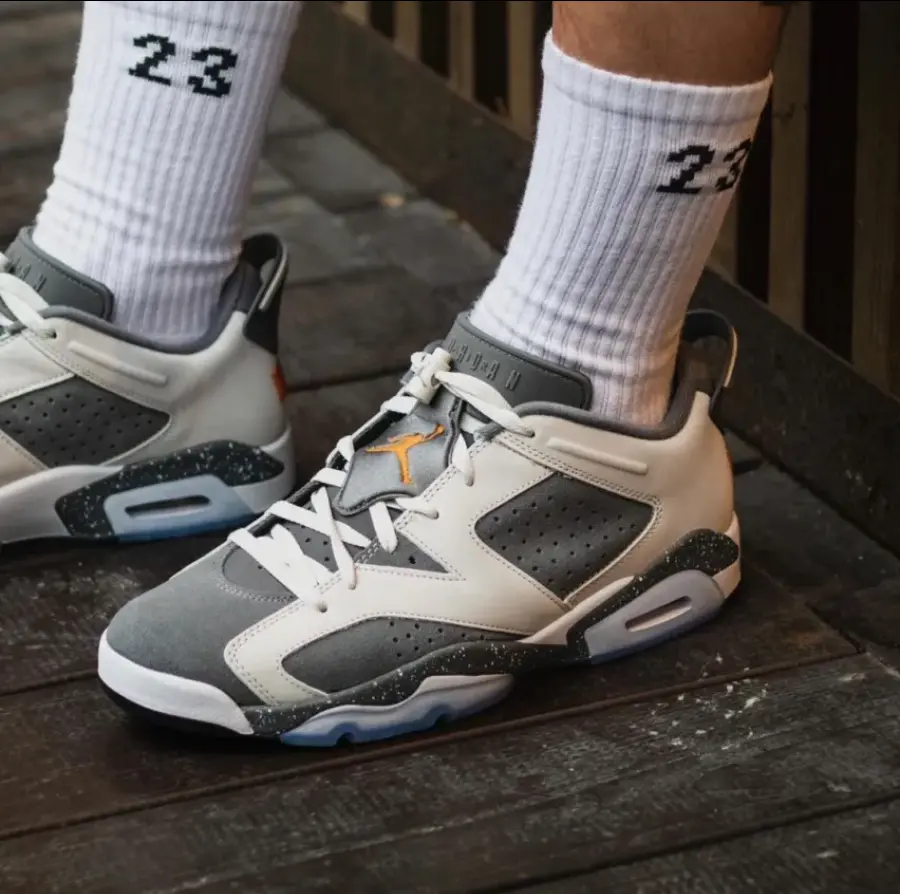 Alternative view of Giày Nike Air Jordan 6 Retro Low 'PSG' DZ4133-008