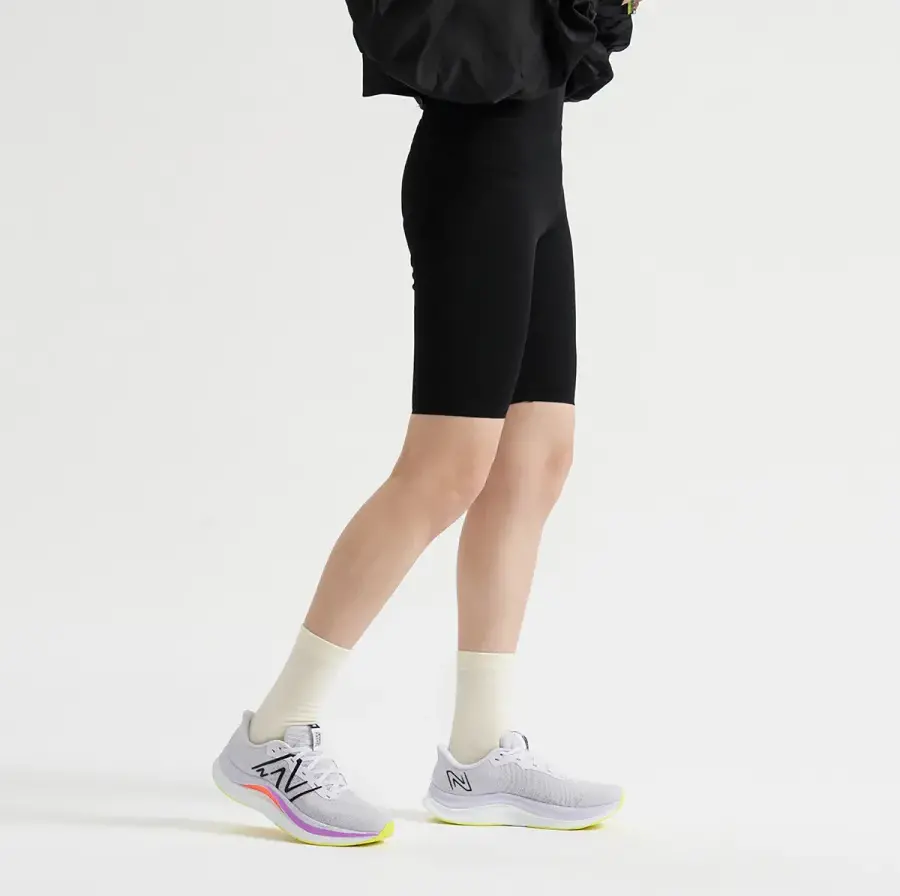 Giày New Balance FuelCell Propel v4 'Libra Cosmic Rose' WFCPRLG4 - Ảnh 3