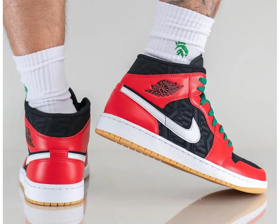 Giày Nike Jordan 1 Mid SE 'Christmas' DQ8417-006 - Ảnh 4