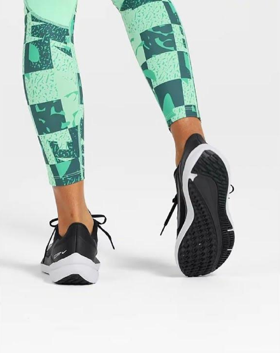 Giày Nike Wmns Air Winflo 9 'Black Dark Smoke Grey' DD8686-001 - Ảnh 3