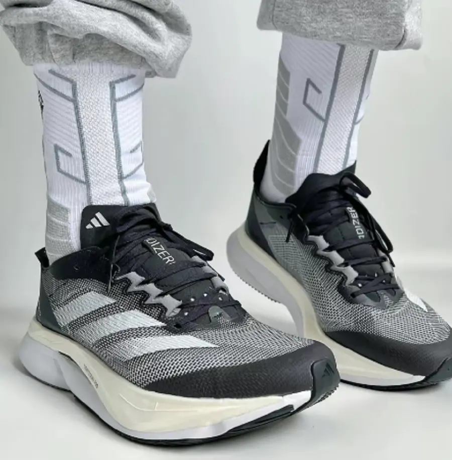Alternative view of Giày Adidas Adizero Boston 12 'Core Black' H03613