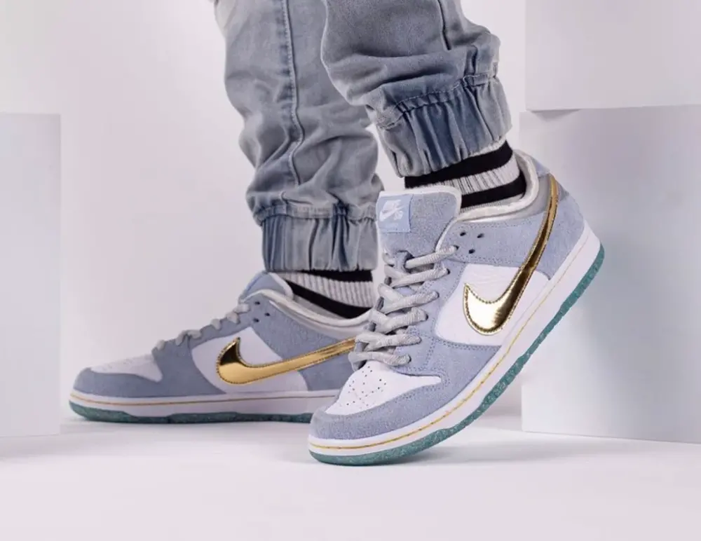 Giày Nike SB Dunk Low Sean Cliver 'Holiday Special' DC9936-100 - Ảnh 3