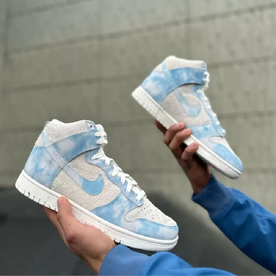 Alternative view of Giày Nike Dunk High SE Clouds Celestine Blue FD0882-400