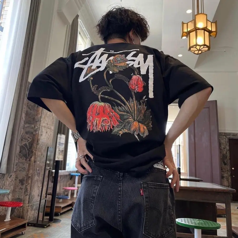 Alternative view of Áo Stussy Withered Flower Tee 'Black' 1904862-BLAC