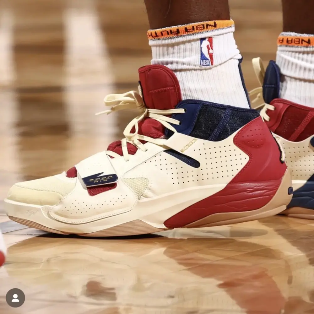 Alternative view of Giày Nike Air Jordan Zion 2 PF 'Pelicans' DV0551-164