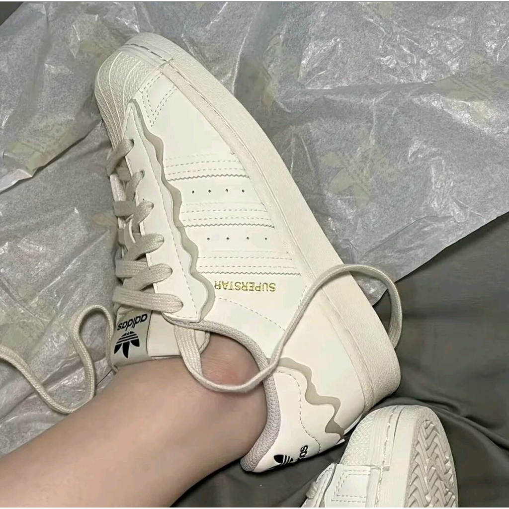 Giày Adidas Superstar 'Cloud White Metallic Gold' GW4441 - Ảnh 6