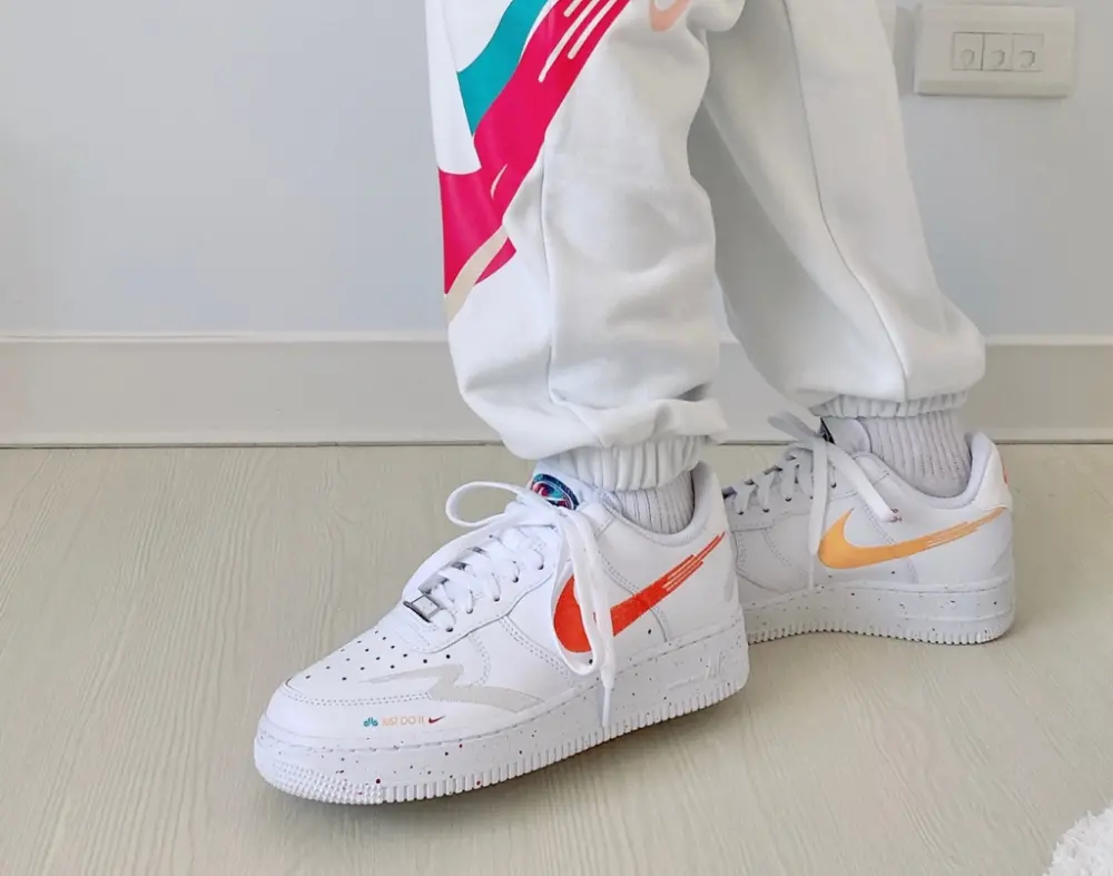 Alternative view of Giày Nike Air Force 1 Low 'Just Do It White Red Teal' FD4205-161