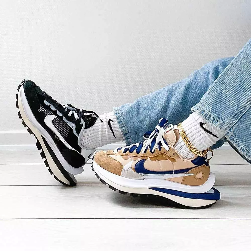 Giày Nike Sacai x VaporWaffle 'Black White' CV1363-001 - Ảnh 5