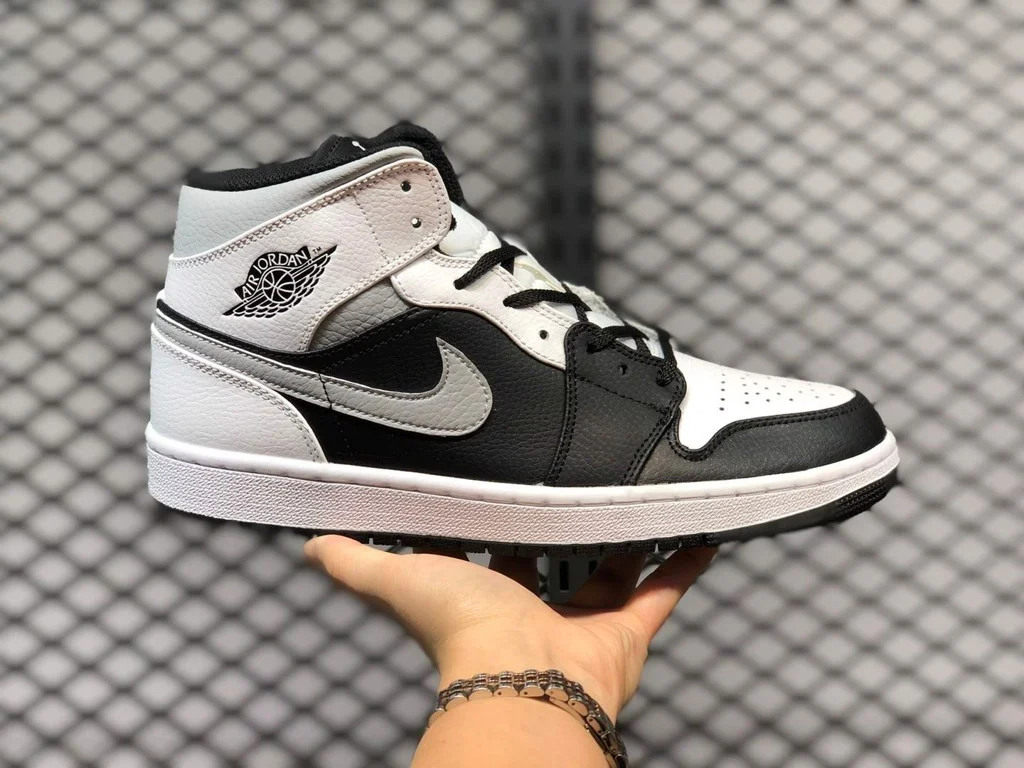 Giày Nike Air Jordan 1 Mid 'White Shadow' 554724-073 - Ảnh 5