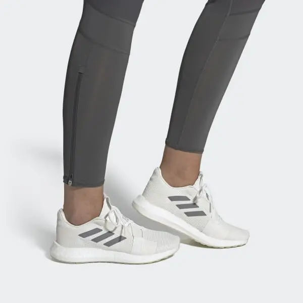 Alternative view of Giày Adidas Wmns SenseBoost Go 'Cloud White' EG0944