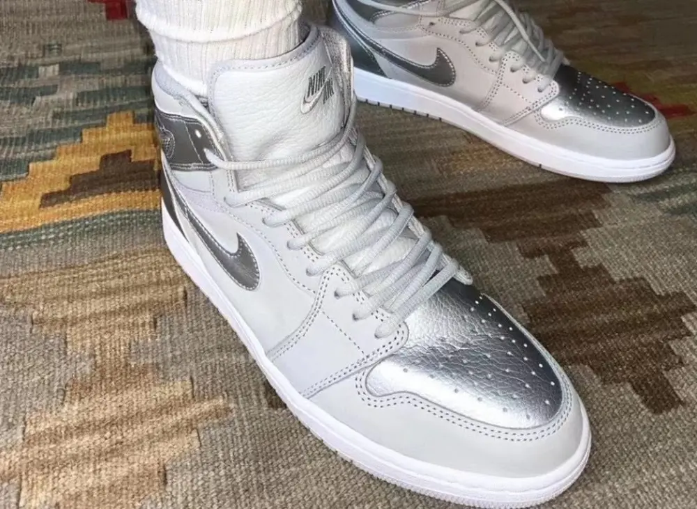 Giày Nike Air Jordan 1 Retro High CO Japan 'Neutral Grey' (2020) DC1788-029 - Ảnh 3