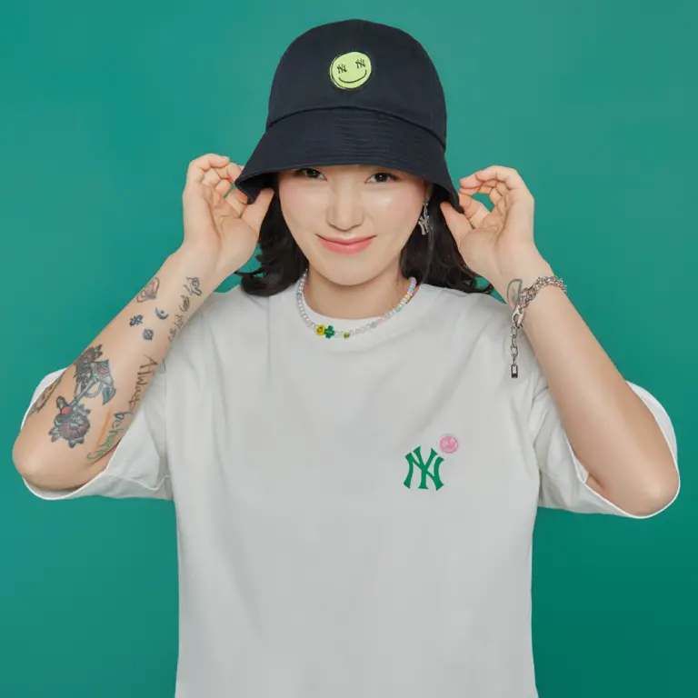 Áo MLB Smile Backlogo Overfit ‘White’ 3ATSL6023-50CRS - Ảnh 4