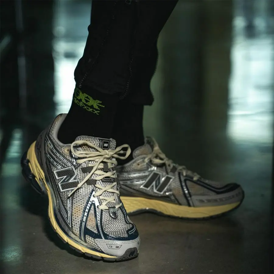 Alternative view of Giày New Balance x Thisisneverthat 1906R 'Downtown Run' M1906RTI