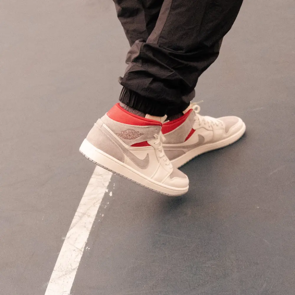 Giày Nike Sneakersnstuff x Air Jordan 1 Mid 'Past, Present, Future' - Ảnh 4