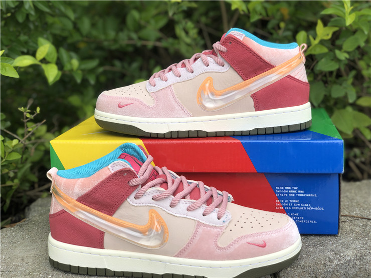 Giày Nike Social Status x Dunk Mid 'Strawberry Milk' DJ1173-600 - Ảnh 3