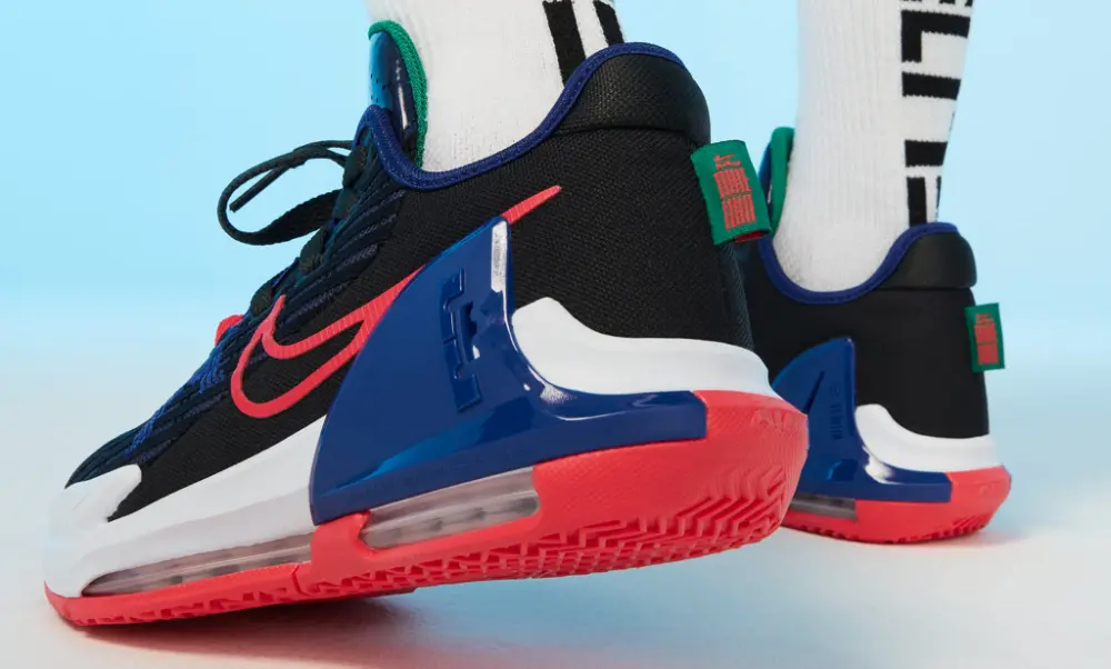 Giày Nike LeBron Witness 6 GS 'Black Royal Siren Red' DD0423-005 - Ảnh 5