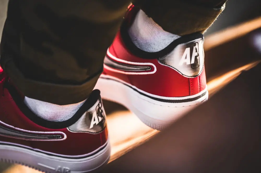 Nike Air Force 1 '07 LV8 Sport NBA 'Gym Red' AJ7748-600 - Ảnh 4