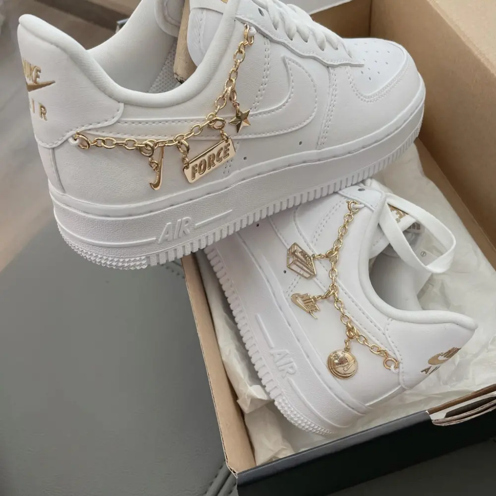 Giày Nike Wmns Air Force 1 '07 LX 'Lucky Charms' DD1525-100 - Ảnh 7