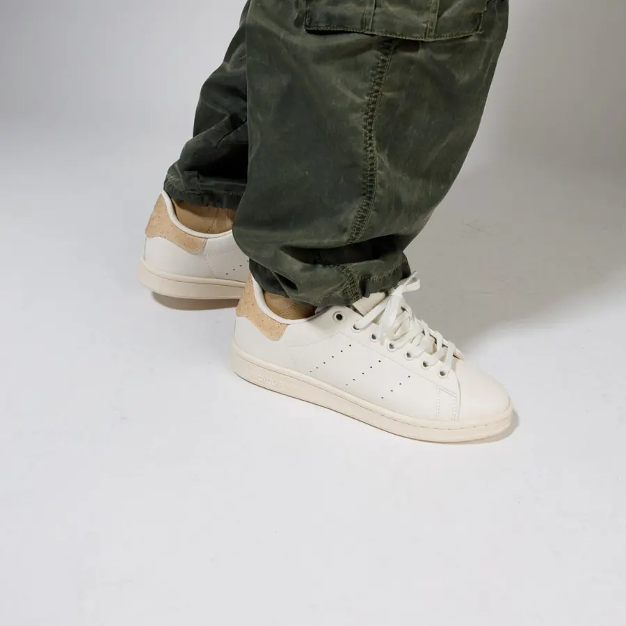 Alternative view of Giày Adidas Originals Stan Smith 'White' HP3170
