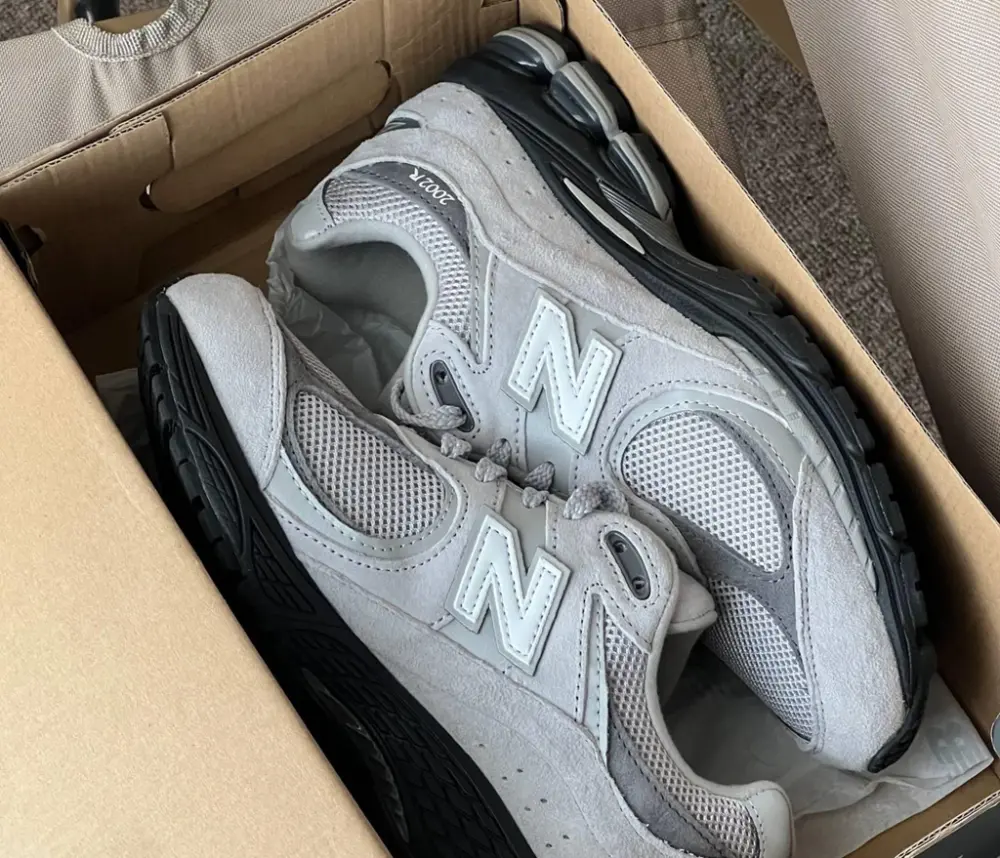 Giày New Balance 2002R 'Grey Black' M2002RC1 - Ảnh 5