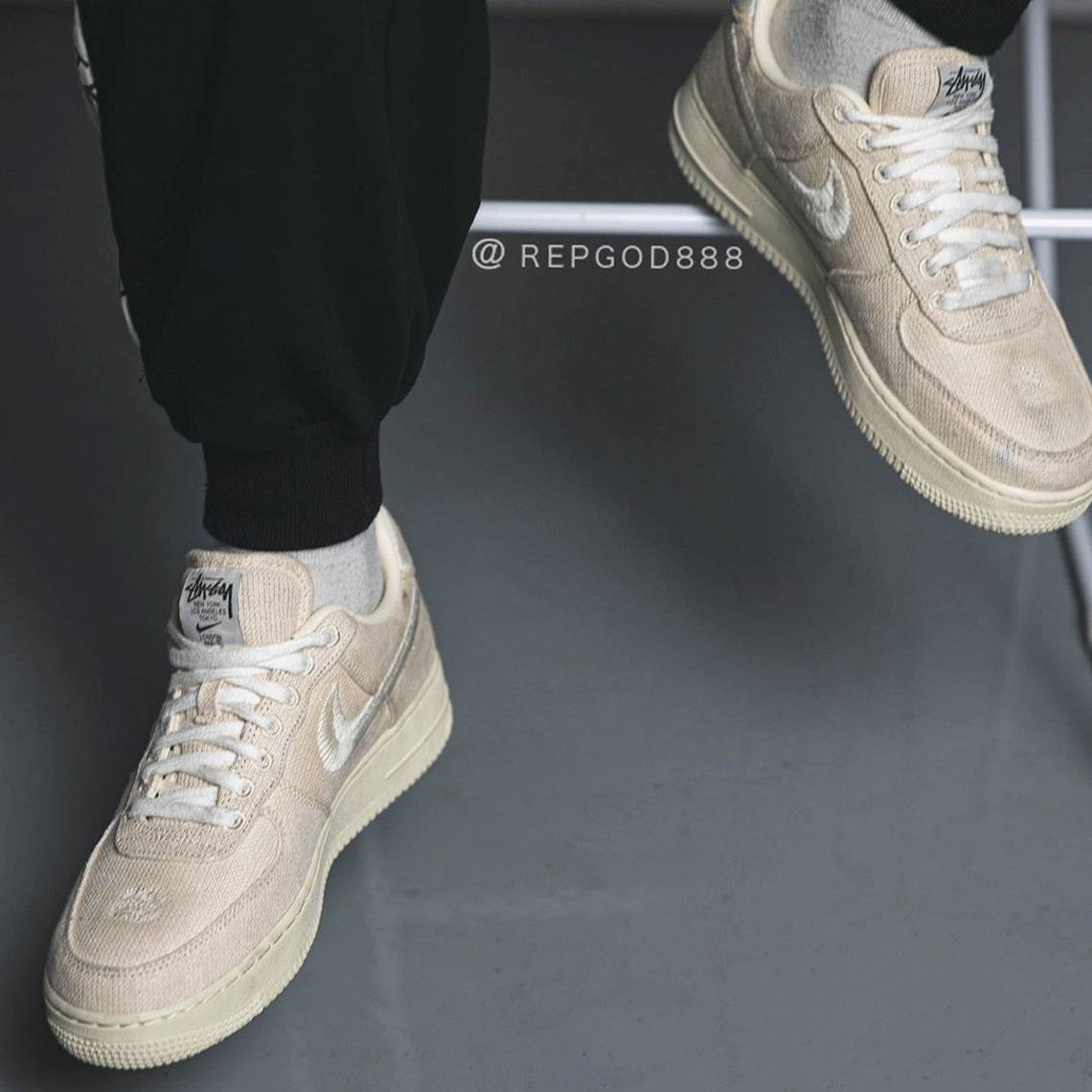 Giày Nike Stussy x Nike Air Force 1 Low 'Fossil' CZ9084-200 - Ảnh 5