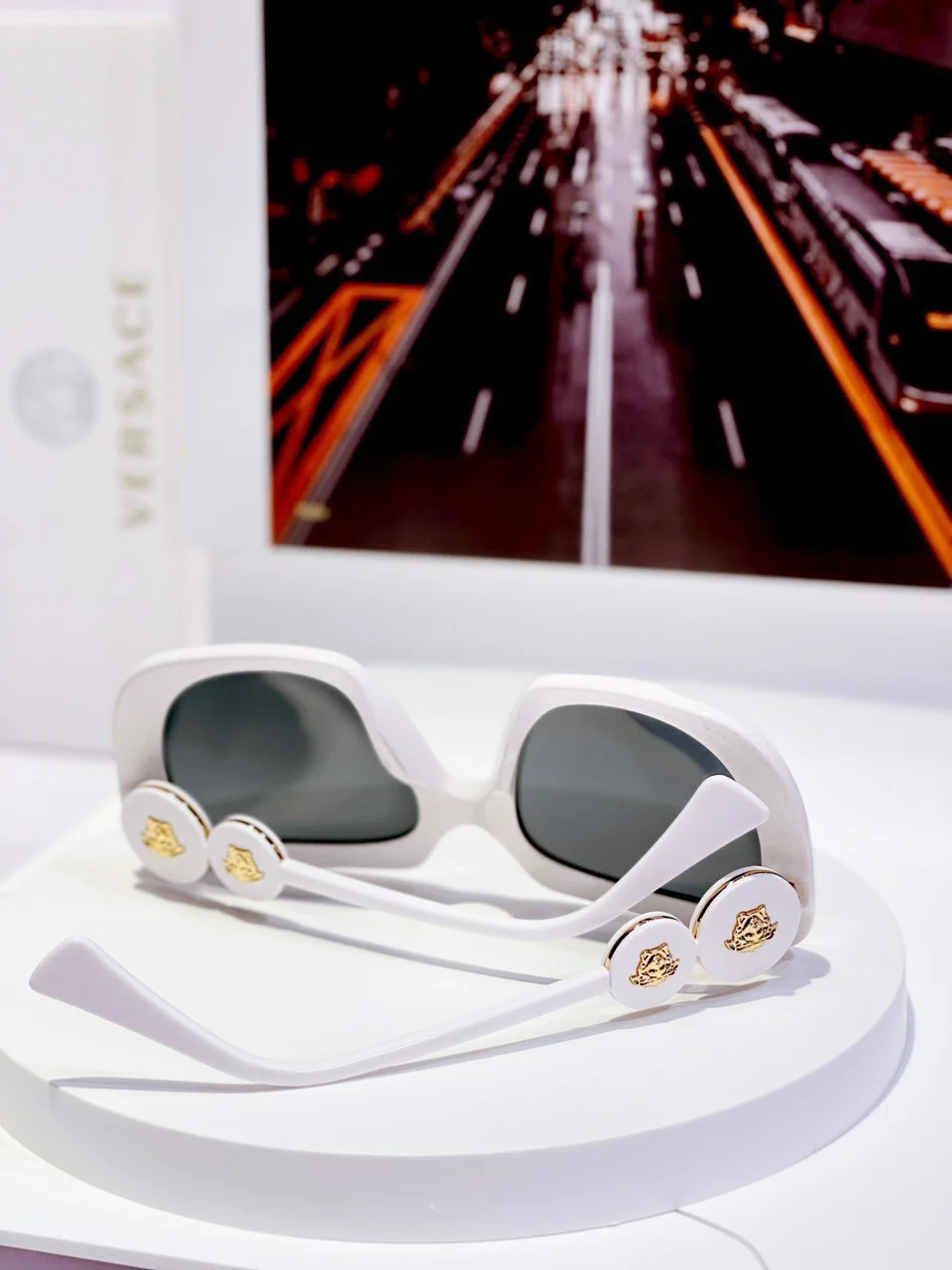 Kính Versace Square Sunglasses 'White' VE4434-314 - Ảnh 6