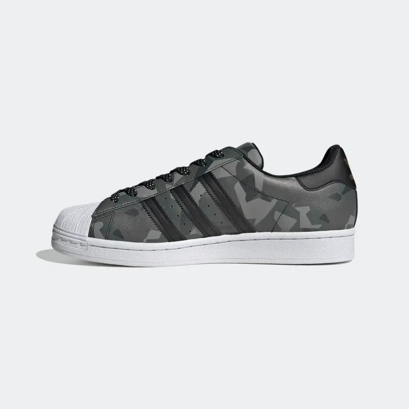 Alternative view of Giày Adidas Superstar 'Black Gold Camo' FW6012