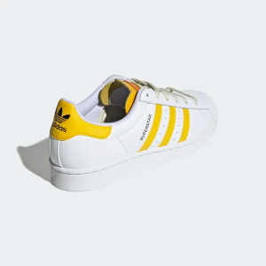 Alternative view of Giày Adidas Superstar 'Hazy Yellow' GZ7415