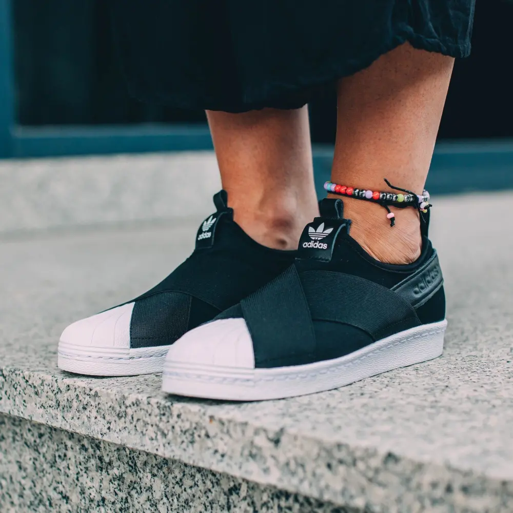 Alternative view of Giày Adidas Superstar Slip-On 'Core Black Cloud White' S81337