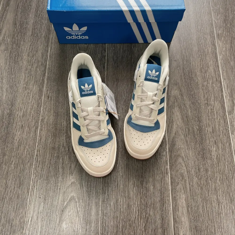 Alternative view of Giày Adidas Originals FORUM Low 'White' HQ1493
