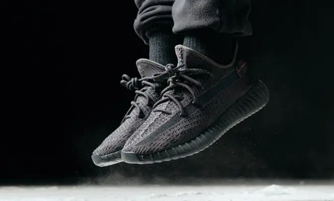 Giày Adidas Yeezy Boost 350 V2 'Black Non-Reflective' FU9006 - Ảnh 4