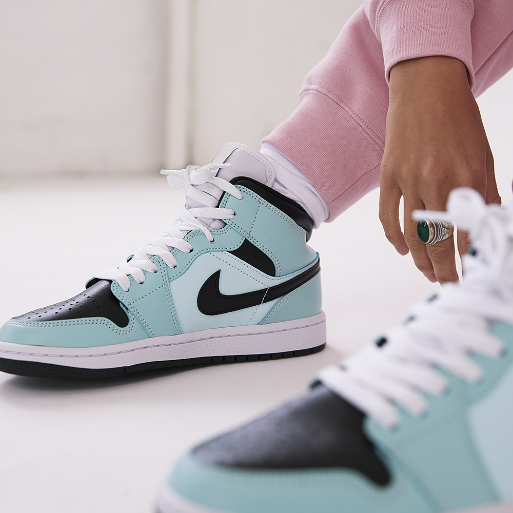 Giày Nike Wmns Air Jordan 1 Mid 'Aqua Black' BQ6472-300 - Ảnh 2