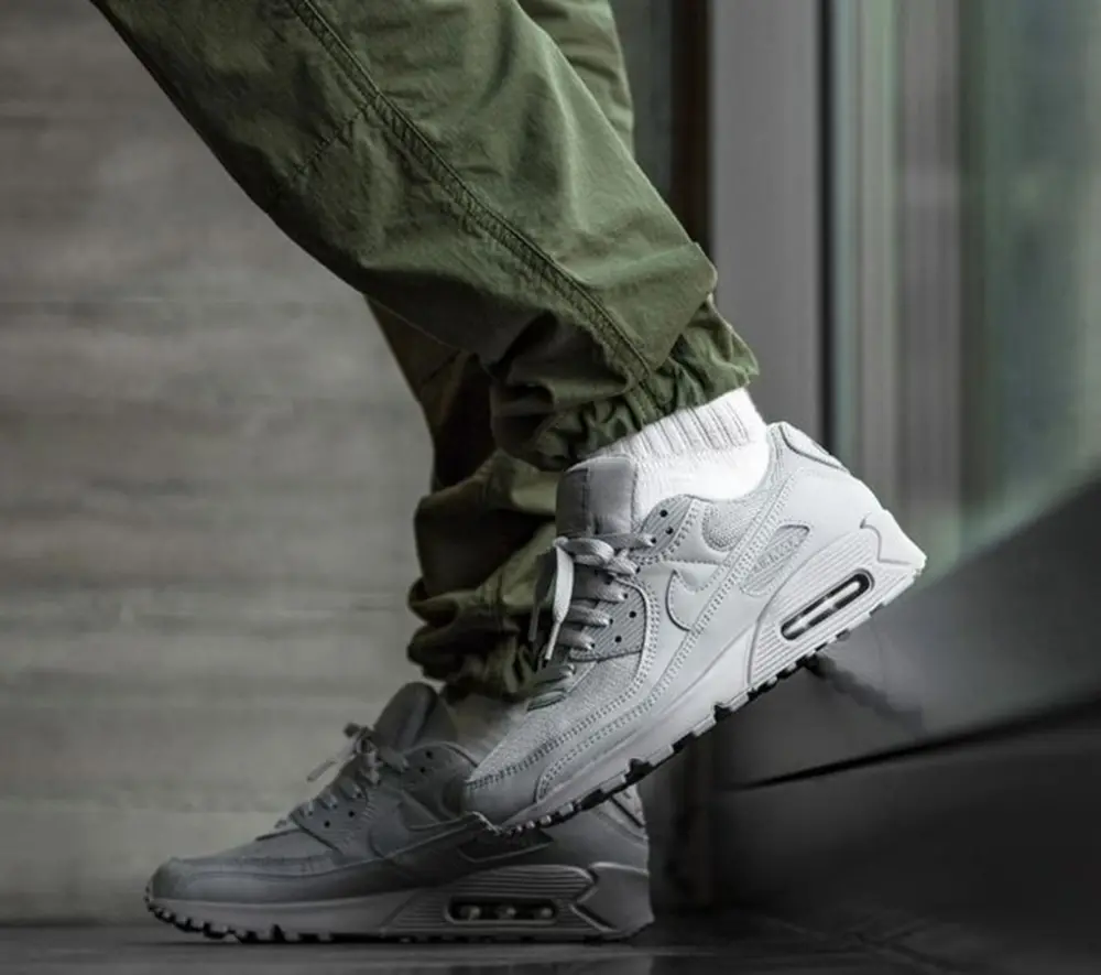 Alternative view of Giày Nike Air Max 90 'Triple Grey' CN8490-001