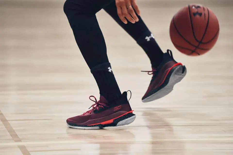 Alternative view of Giày Under Armour Curry 7 'Underrated Tour' 3021258-605