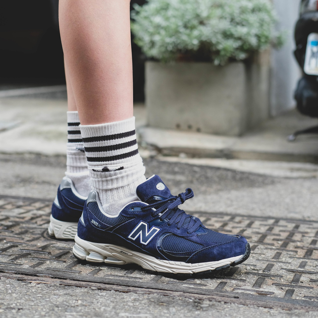 Giày New Balance 2002 'Pigment' ML2002RD - Ảnh 3