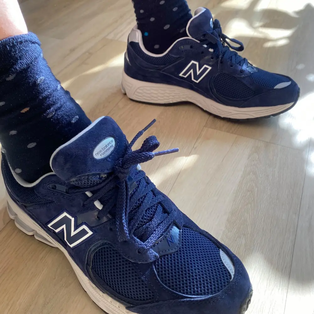 Alternative view of Giày New Balance 2002 'Pigment' ML2002RD