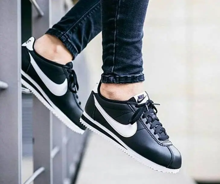 Alternative view of Giày Nike Cortez Basic SL GS 'Black' 904764-001