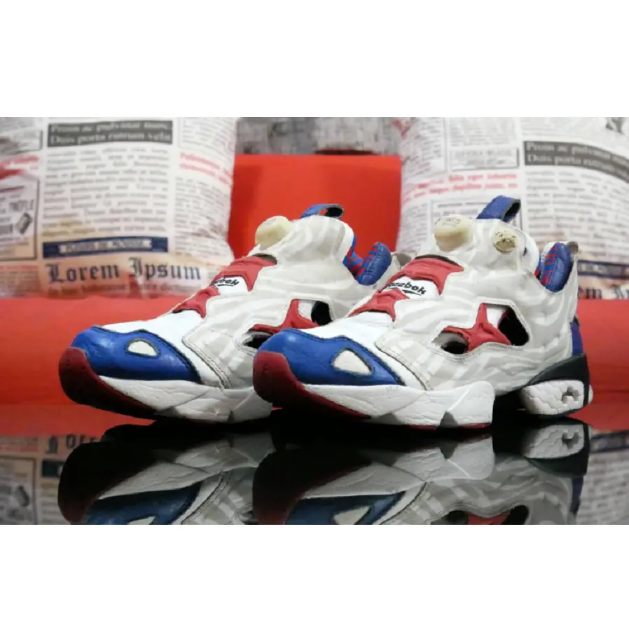 Alternative view of Giày Reebok Instapump Fury Tiger 'White Red Blue' V47898