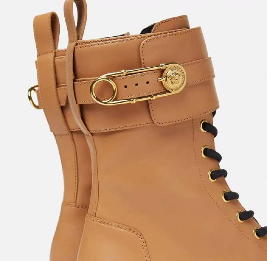 Giày Versace Safety Pin Leather Boots DST419E-DVTA3-1K26V - Ảnh 4