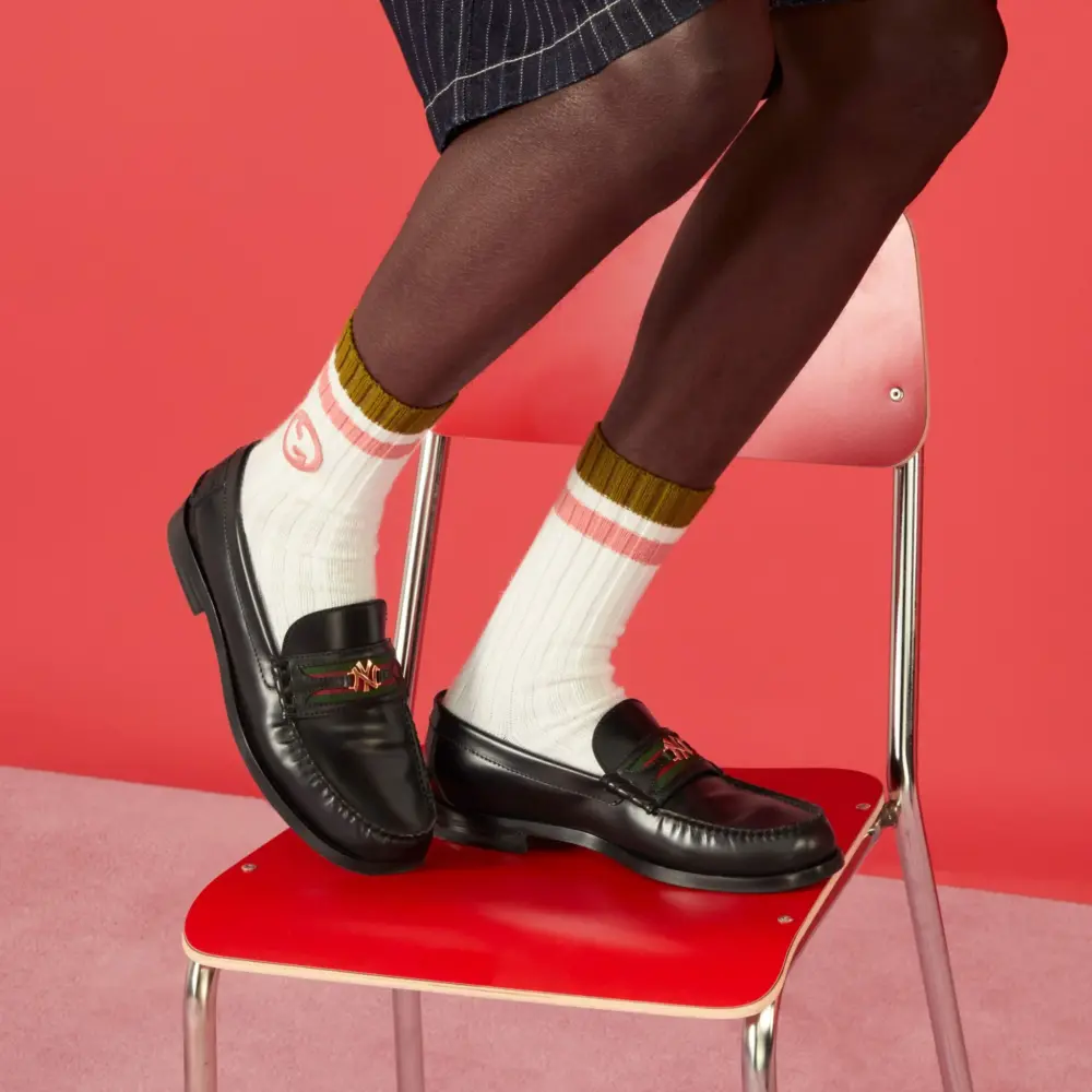 Alternative view of Giày Gucci Loafer With Yankees™ Detail 'Black' 723176-17X10-1060