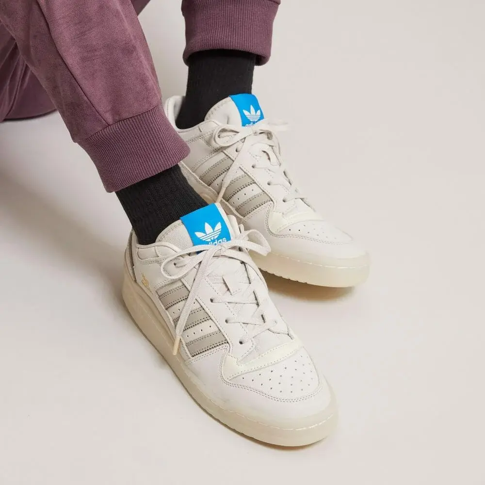 Alternative view of Giày Adidas Forum Low 'Talc Sesame' HQ1506