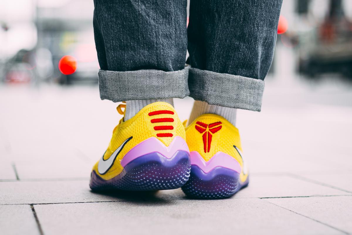 Giày Nike Kobe AD NXT 360 'Yellow Strike' AQ1087-700 - Ảnh 4